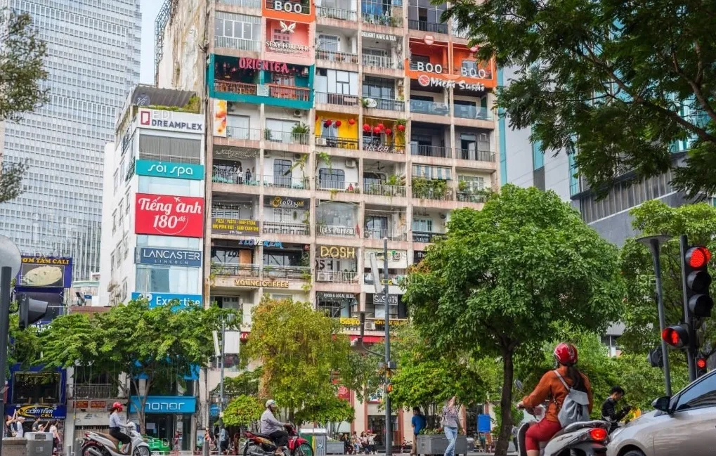 2 Day Ho Chi Minh City Itinerary: Must-Visit Highlights v5ad3r